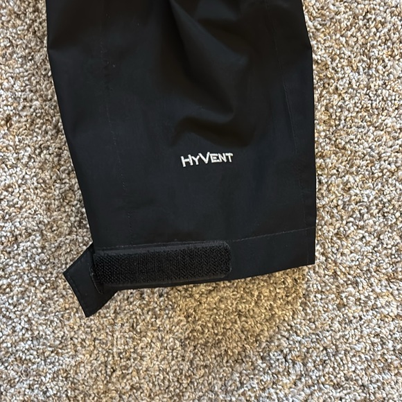 The North Face rain jacket - Picture 4 of 5